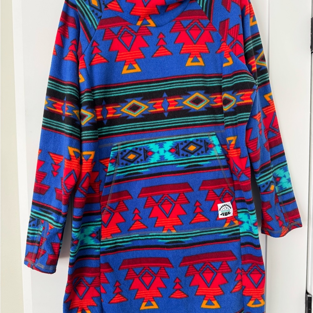Mountain Jibe XXL fleece dress with hood and thumb holes on sleeves.